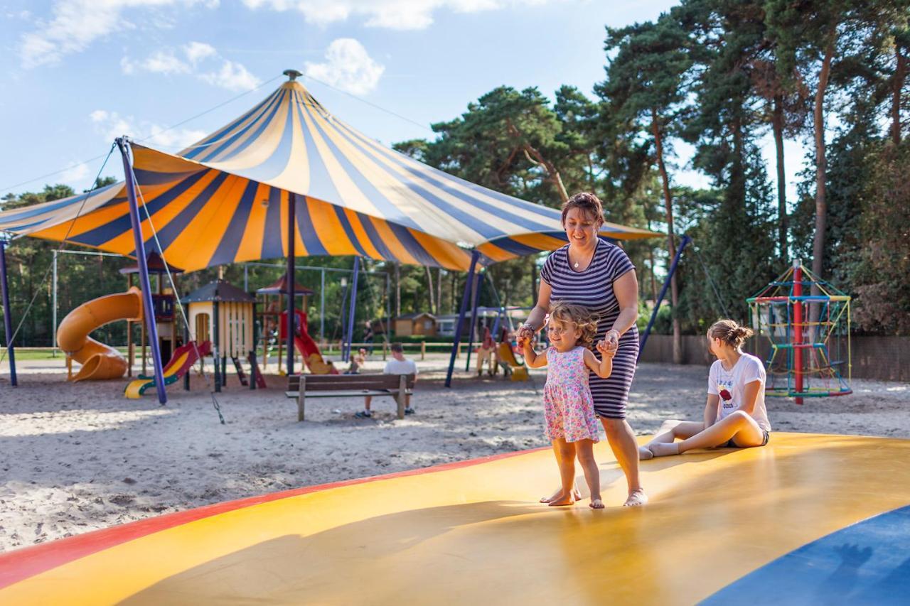 Camping Blauwe Meer Nv Hotel Lommel Exterior photo